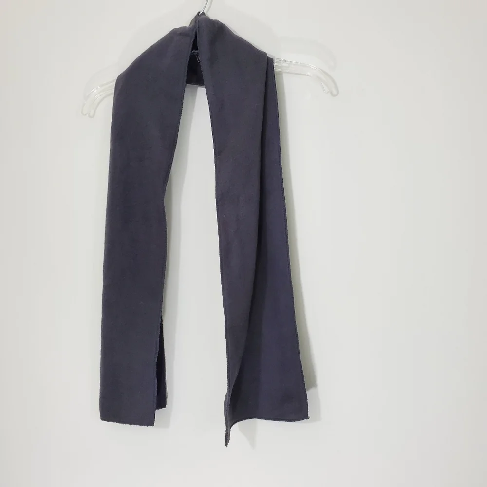 Gray Polyester Felt-like Scarf